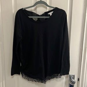 Large light weight blouse with lace details